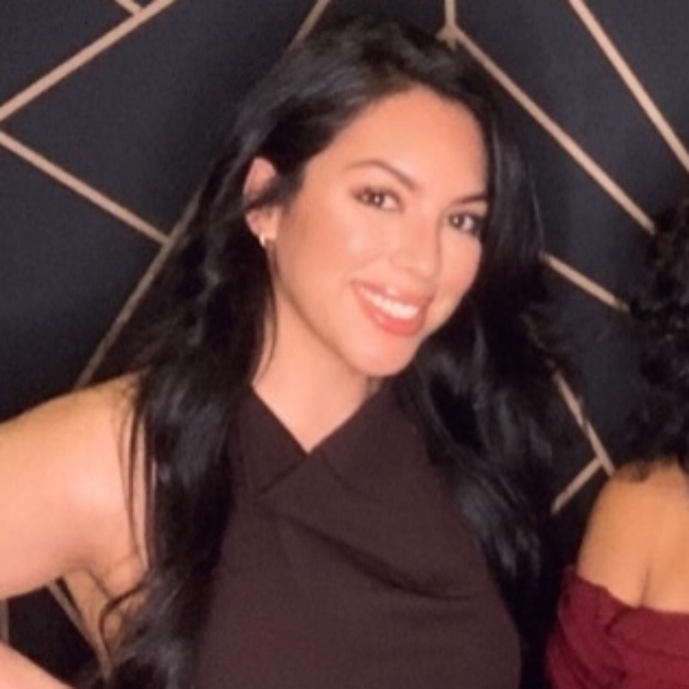 Meet your Posher, Jacqueline